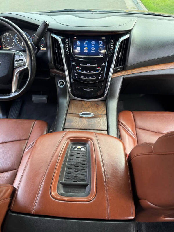 2015 Cadillac Escalade Premium