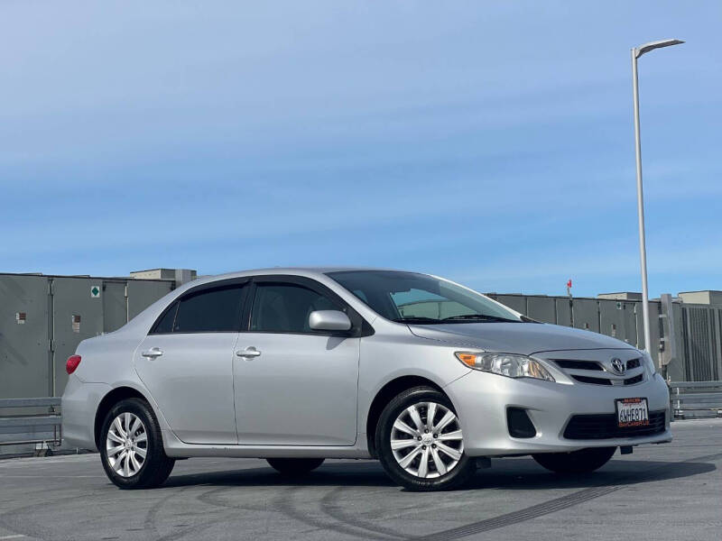 2012 Toyota Corolla S photo 13