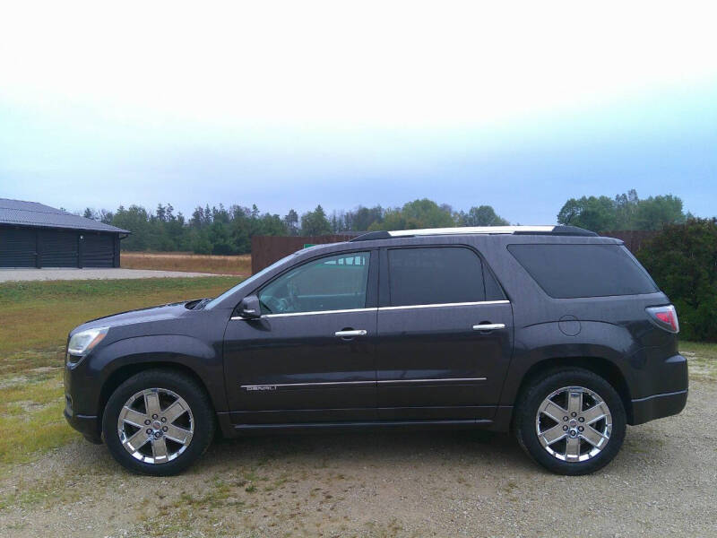 2016 GMC Acadia Denali photo 2