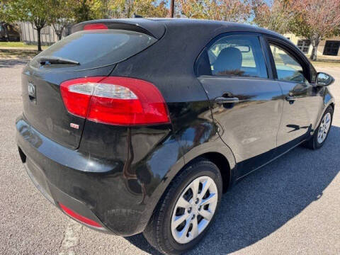 2013 Kia Rio 5-Door LX