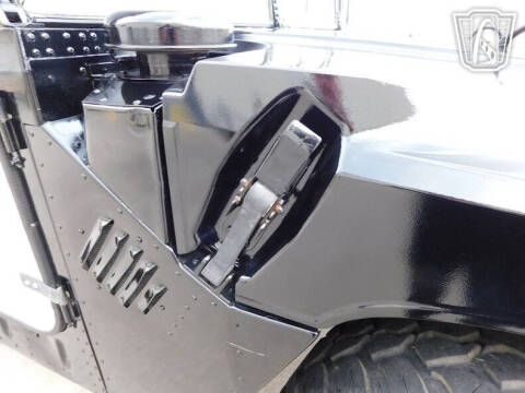 1991 AM General Hummer