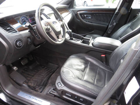 2015 Ford Taurus Limited