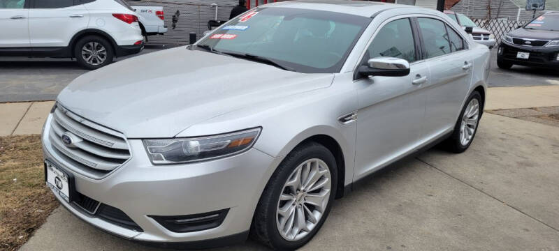 2016 Ford Taurus for sale at TEMPLETON MOTORS in Chicago IL