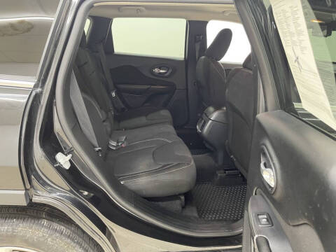 2016 Jeep Cherokee Latitude Altitude