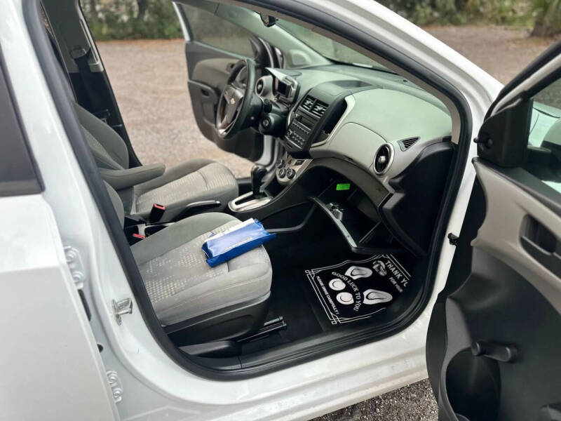 2015 Chevrolet Sonic LS Auto