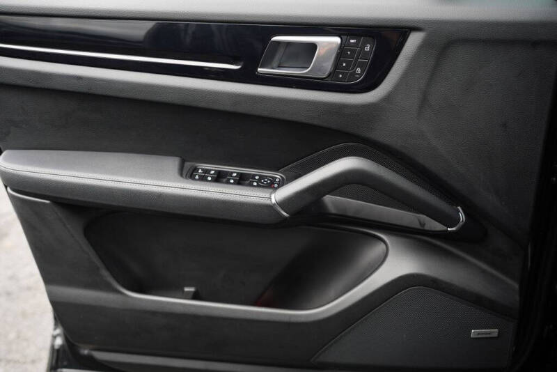 2023 Porsche Cayenne