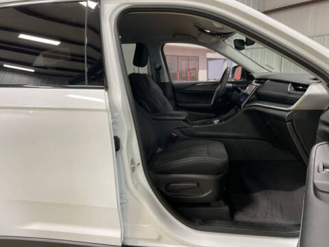 2024 Jeep Grand Cherokee Laredo