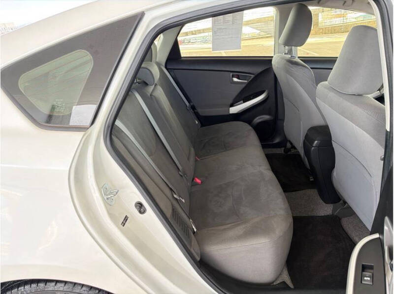 2012 Toyota Prius Two