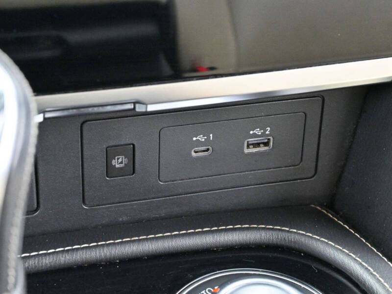 2022 Infiniti QX80 Premium Select