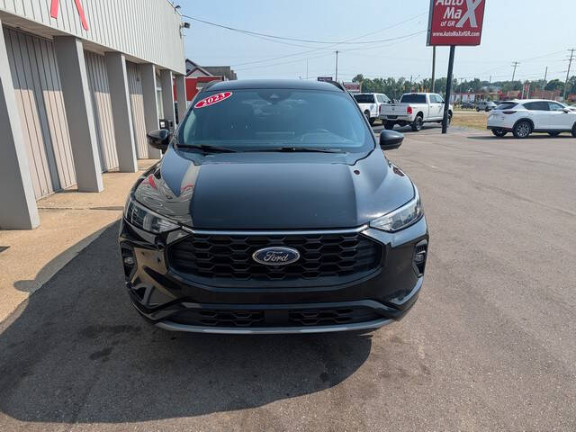 2023 Ford Escape ST-Line Select
