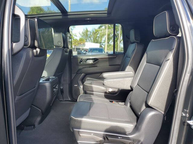 2025 Chevrolet Suburban Premier