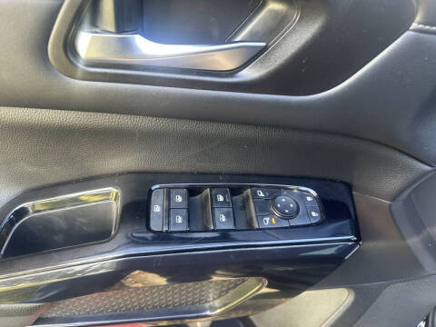 2022 Nissan Pathfinder S