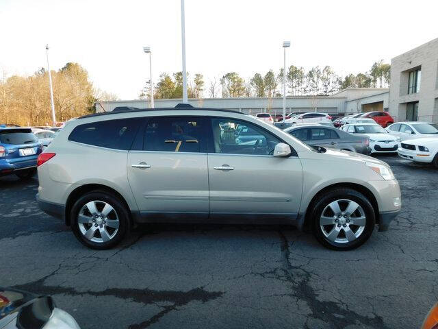 2009 Chevrolet Traverse LTZ