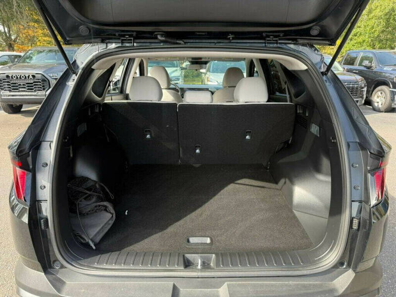 2025 Hyundai Tucson SE