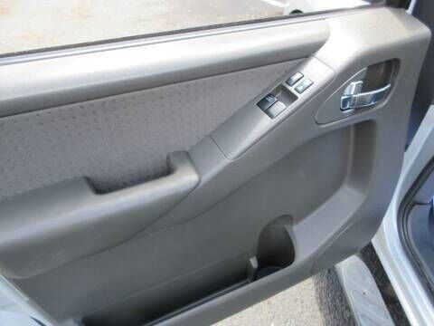 2010 Nissan Frontier LE