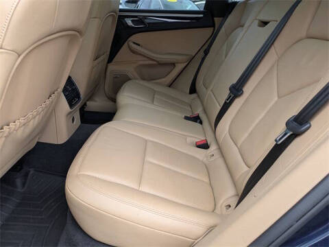 2019 Porsche Macan S