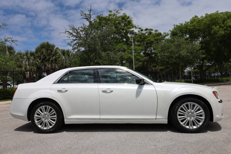 2013 Chrysler 300