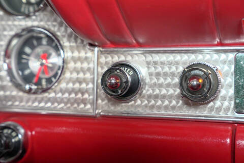 1957 Ford Thunderbird