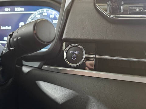 2025 Mitsubishi Outlander PHEV SE