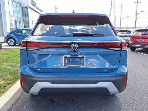 2025 Volkswagen Tiguan SE 4Motion