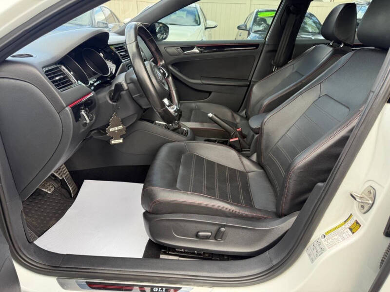 2016 Volkswagen Jetta 2.0T GLI SEL