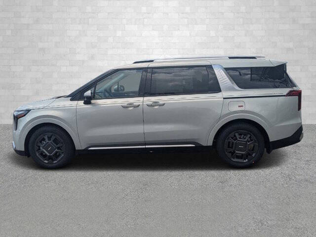 2025 Kia Carnival SX
