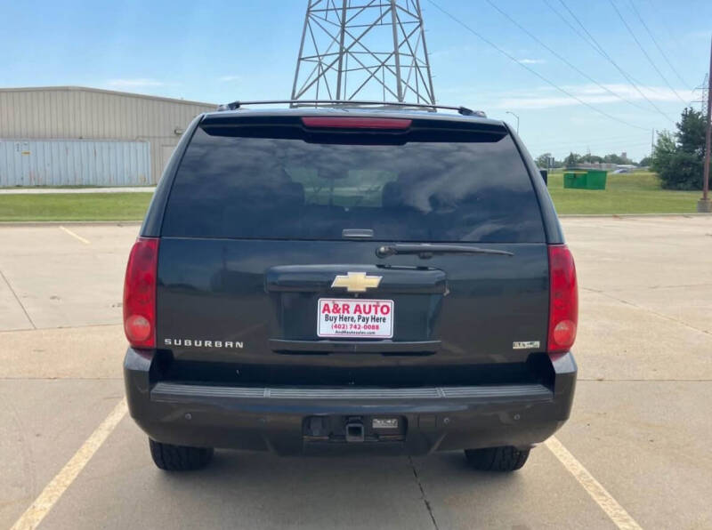 2011 Chevrolet Suburban LT