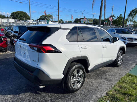 2024 Toyota RAV4 XLE