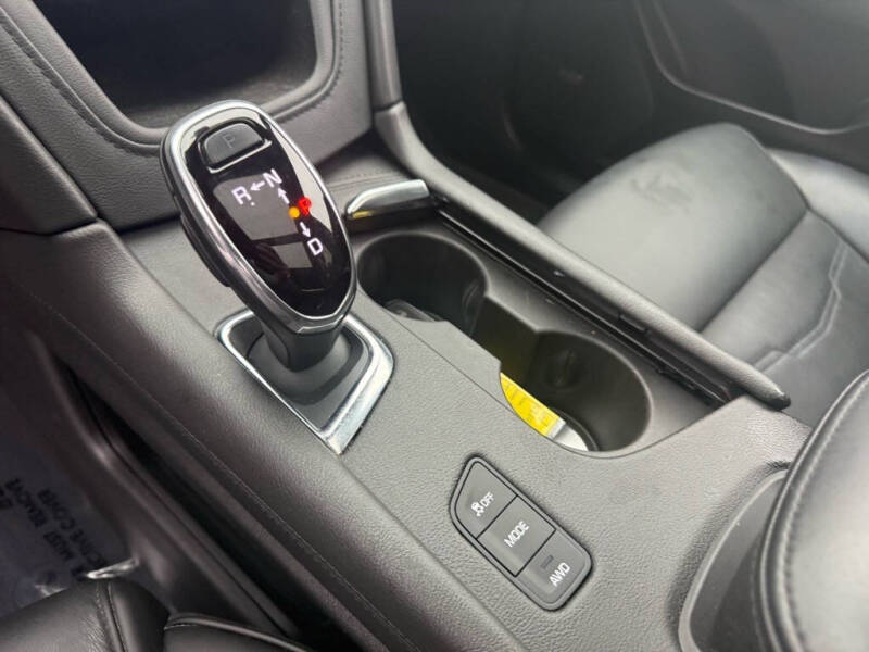 2019 Cadillac XT5 Platinum