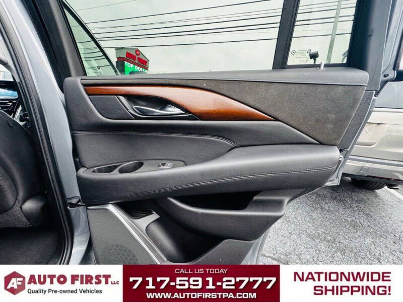 2019 Cadillac Escalade Luxury