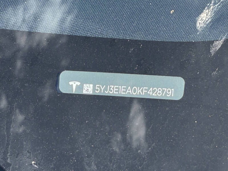 2019 Tesla Model 3 Standard Range Plus