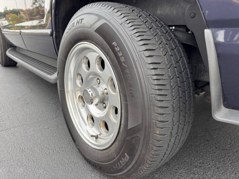 2002 Ford Explorer XLS