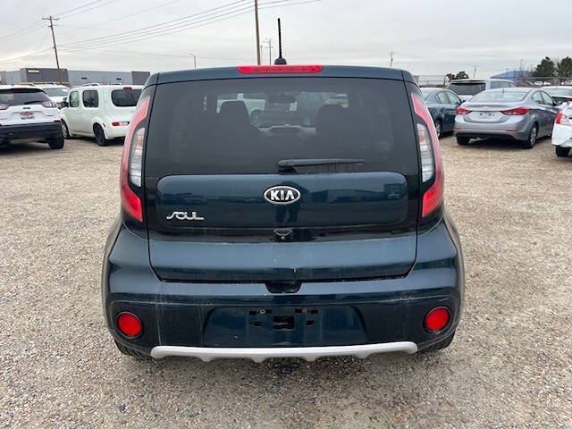 2017 Kia Soul +