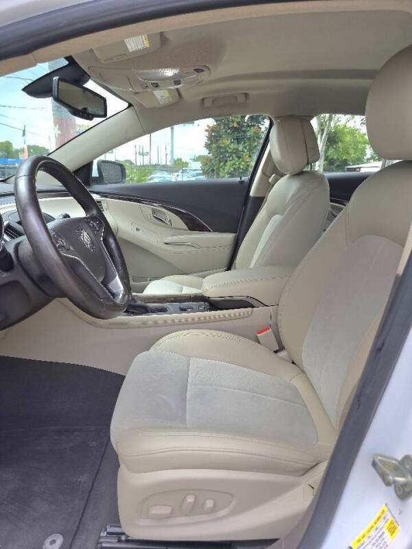 2014 Buick LaCrosse