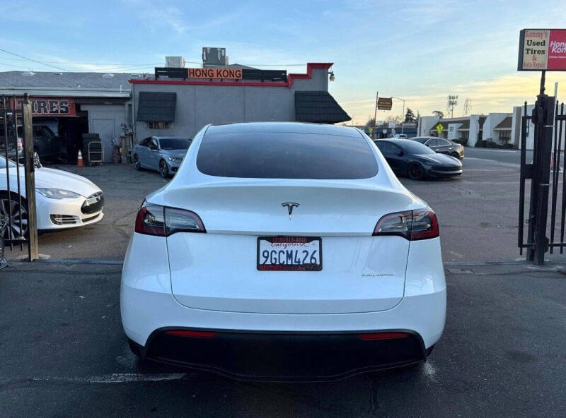 2023 Tesla Model Y Long Range