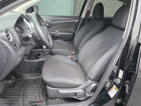 2013 Nissan Versa 1.6 SV