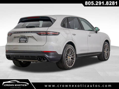 2023 Porsche Cayenne Platinum Edition