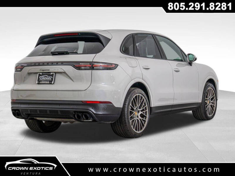 2023 Porsche Cayenne Platinum Edition