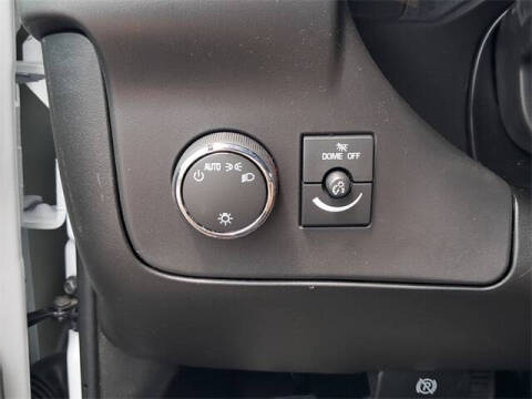 2025 Chevrolet Express 3500