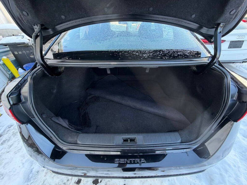 2022 Nissan Sentra SV