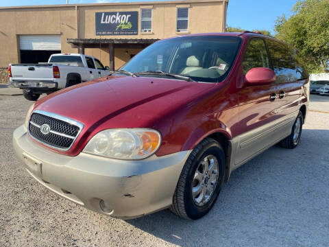 2004 Kia Sedona for sale at LUCKOR AUTO in San Antonio TX