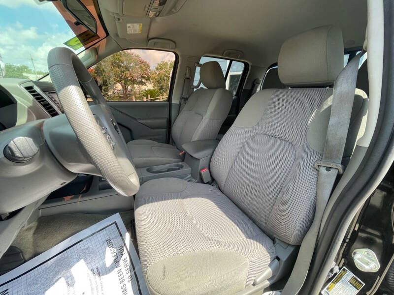 2018 Nissan Frontier SV