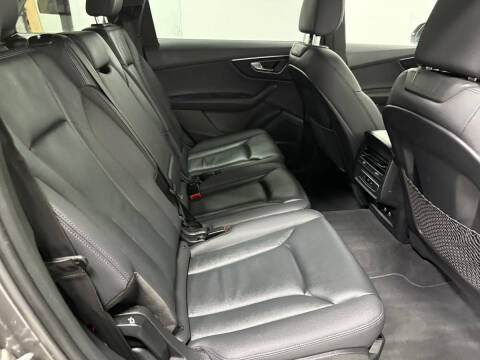 2021 Audi Q7 quattro Premium Plus 55 TFSI