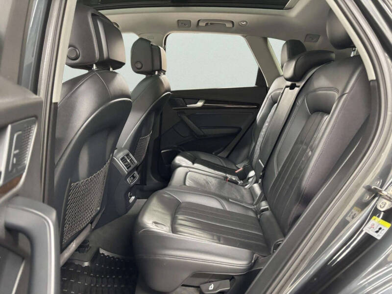 2018 Audi Q5 2.0T quattro Premium Plus