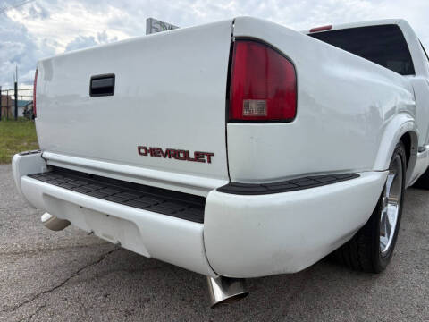 1998 Chevrolet S-10 LS