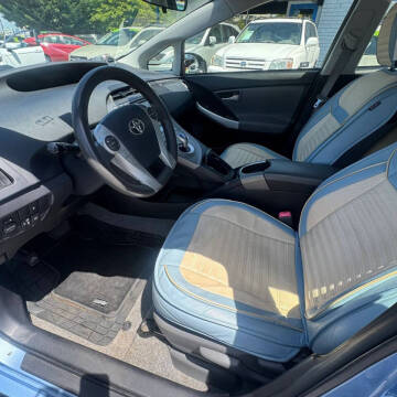 2013 Toyota Prius Plug-in Hybrid