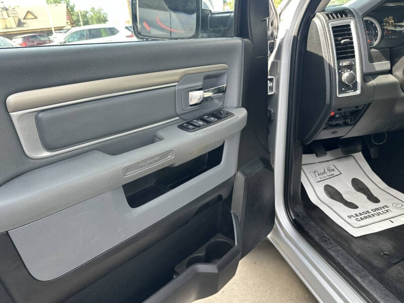 2015 RAM 1500 SLT