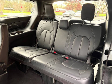 2019 Chrysler Pacifica Touring L Plus