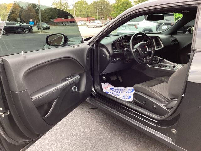 2020 Dodge Challenger SXT