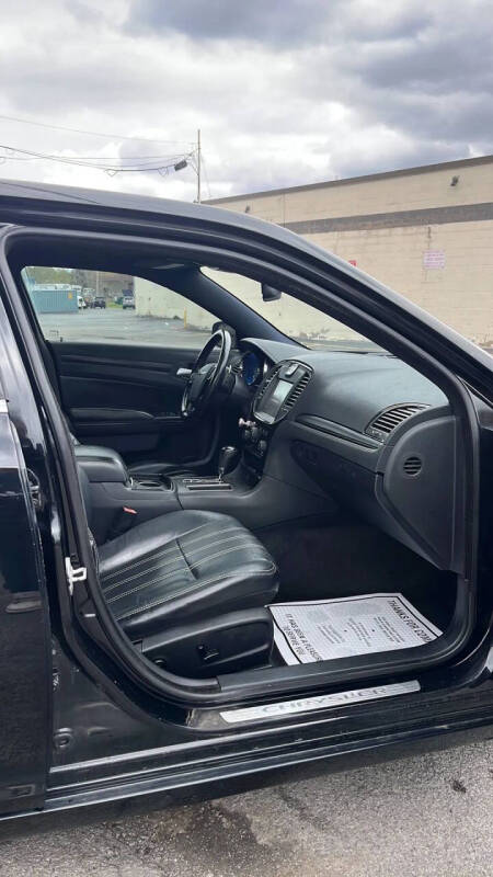 2012 Chrysler 300